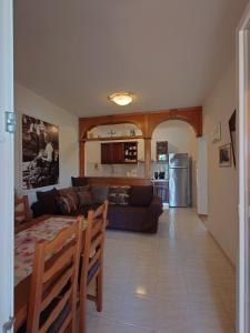 Apartment in Kampor with sea view, balcony, air conditioning, WiFi (4838-1) 