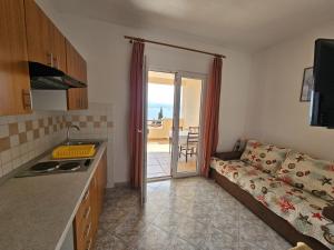 Apartment in Duce with sea view, balcony, air conditioning, W-LAN 5067-3