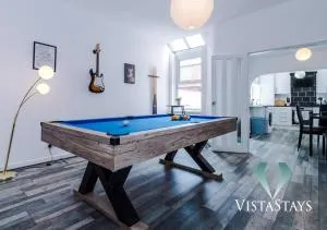 Modern Central 3 Bed with Pool Table and Parking - 索尔福德