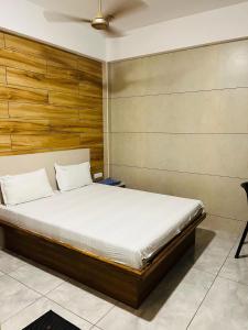 Woodland residency