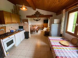 Maisons de vacances Maison confortable au coeur de la nature pres de Camps-sur-l'Agly : photos des chambres