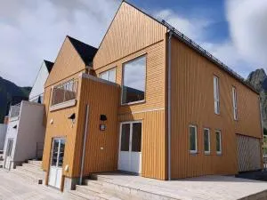 Ny rorbu på kaikanten - Andopen