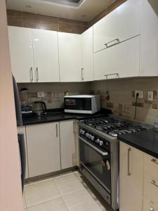 شقة مفروشة بالشيخ زايد كمبوند جنه زايد