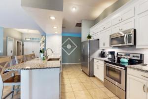 The Albatross on 14th