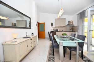 Apartment Ražanac Nikola 2