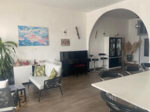 Appartements grand appartement sur canal a 2 pas du centre ville de Sete : photos des chambres