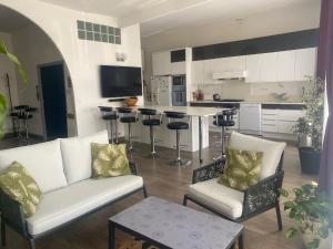 Appartements grand appartement sur canal a 2 pas du centre ville de Sete : photos des chambres