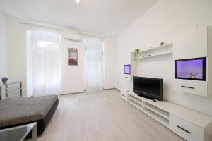 apartment Danijela-center 1 km