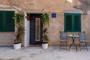 Bernard Deluxe Renovated Peaceful Old Town Gem