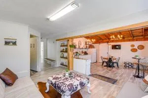 Quaint Greenbrier Apartment Less Than 24 Mi to Nashville - 白宫