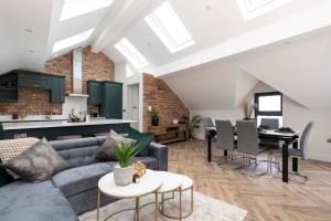 37 West Portrush Luxury Penthouse - Nestled Property Management