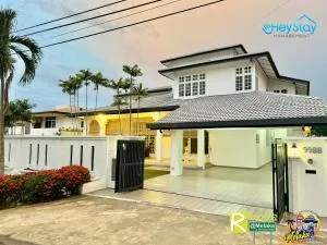 Bungalow Villa 5R-22Pax Private Pool KaraoK BBQ - Kampong Bukit Beruang