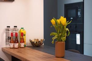 Central Stay - Klimts Art Apartment - By OpenHouse