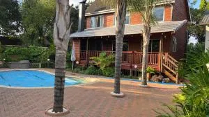 Cozy Wood Retreat - Irene