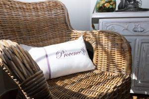 Villas VILLA PROVENCALE FACE AU LUBERON : photos des chambres