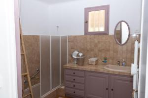 Villas VILLA PROVENCALE FACE AU LUBERON : photos des chambres