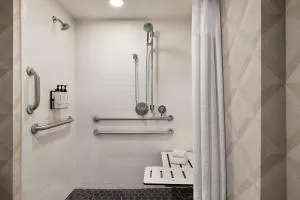 Crowne Plaza Louisville Airport Expo Ctr by IHG - 谢泼兹维尔