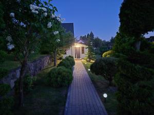 Namas Zarasuose su vyno rūsiu