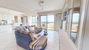 LE MONTECRISTO Face a la Plage