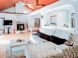 Vila Avala - Srednji Kraj