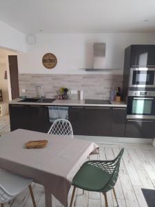 Appartements COTE LANDAISE entre Bayonne et Capbreton : photos des chambres