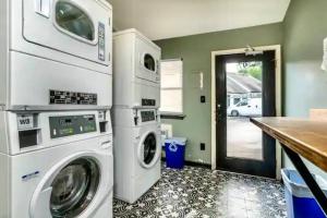 CuteCozy Tiny Loft near NCSU Dwntwn Raleigh