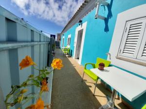Bali Tropicana One bedroom flat t1 with AC portatil, garden, parking place
