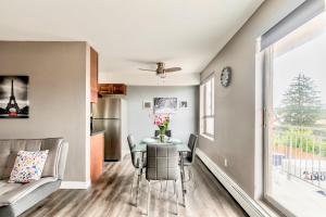 Spacious 2BR Apt - Near DT Hamilton