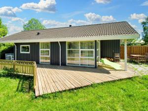 6 person holiday home in Skibby-By Traum