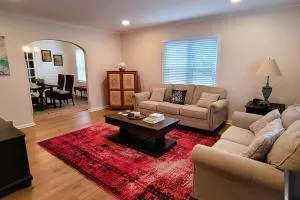 Your home away from home - Roscoe