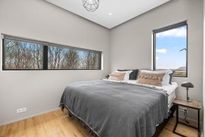 Spacious 4BR Summerhouse With Hot Tub