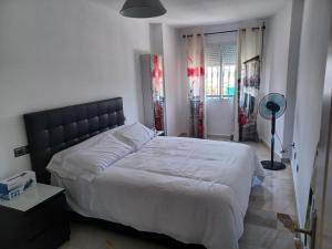 Torremolinos El Pinar Pool & Beach