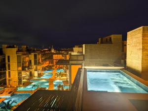 BeUtiful - Swimout-Gym-Rooftop-Pool