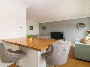 Seafield Court