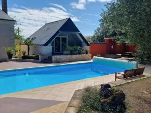 Gîte authentique avec piscine chauffée et jardin paysager près de Nantes - FR-1-306-962 - Cordemais