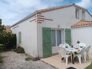 Maison familiale avec piscine, proche plage et commerces - FR-1-476-214 - لو أغيليون سور مير