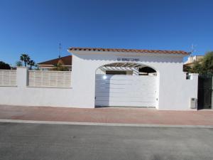 Casa con Piscina Privada Cerca del Mar, Mascotas Bienvenidas, WiFi Gratis, Playa para Perros - ES-184-39