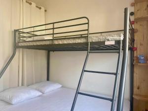 Maisons de vacances Pavillon renove avec terrasse privative au coeur de Jard-sur-Mer, proche plages et port - FR-1-336-155 : photos des chambres