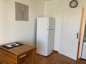 Studio cabine climatisé pour famille, proche plage - Le Lavandou - FR-1-308-198