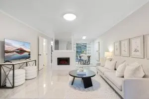 Bellevue Modern Luxe Townhouse near DT 520 I405 - Feriton