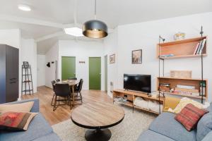 Holey Cow - 3 of 3 Poley Cow Lane