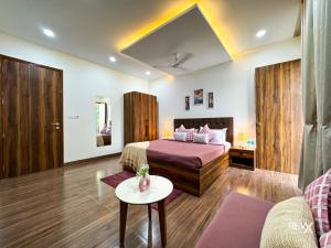 Guru Sadan A Luxe Stay
