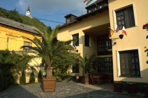 Alabárdos Panzió és Apartmanház