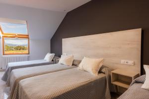 Family Room (2 Adults + 2 Children) room in Hotel Montemar *** Superior