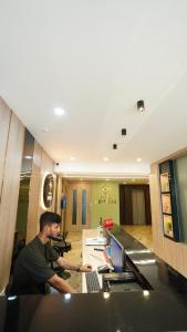 Hotel Hive Inn - Kozhikode