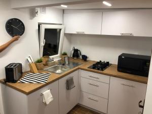 Pokoje nad jeziorem Dobskim półwysep Fuleda