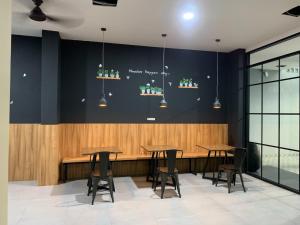 Beranda Istirahat Meruya