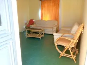 Esam Homestay - Keekorok