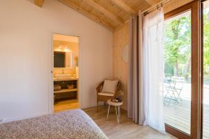 B&B / Chambres d'hotes EVASION BASSIN La Villa Regate Chambres d-hotes : photos des chambres