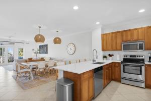 NEW LISTING! Waterfront Villa 35 with boat slip townhouse